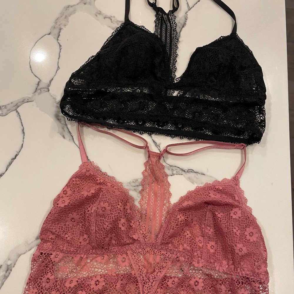 Set of 2 Victoria Secret bralettes